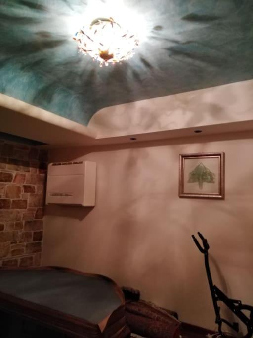 Dhráfi Apartment With A Garden, Bbq, Swimming Pool And Jacuzzi מראה חיצוני תמונה