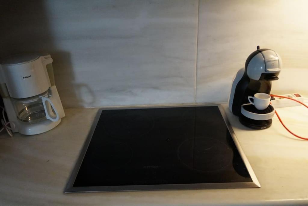 Dhráfi Apartment With A Garden, Bbq, Swimming Pool And Jacuzzi מראה חיצוני תמונה